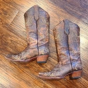 Circle G by Corral cowgirl boots, brown, size 6.5